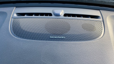 Volvo XC40 2.0 B4P Ultra Dark 5dr Auto Petrol Estate